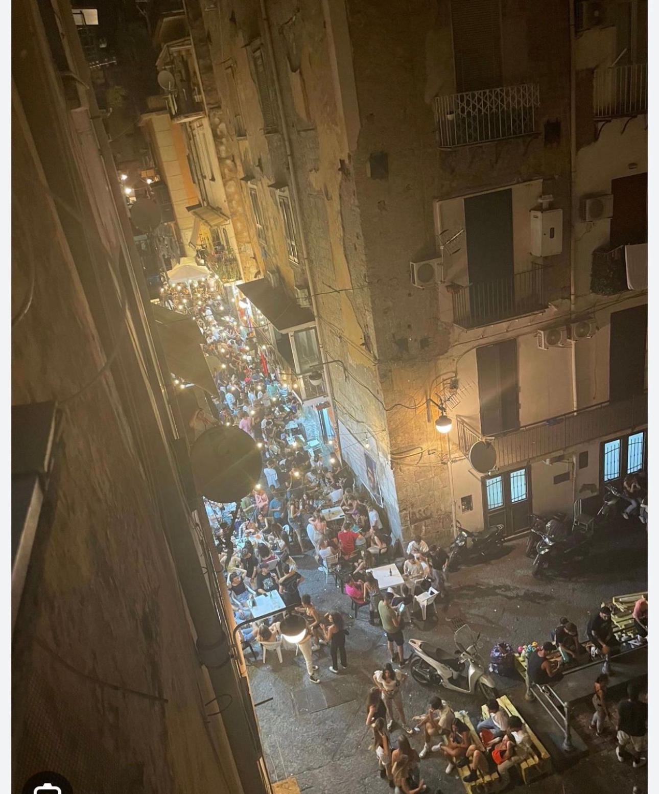 Ferienwohnung La Casa Di Sarah Aspetta Voi Neapel Exterior foto