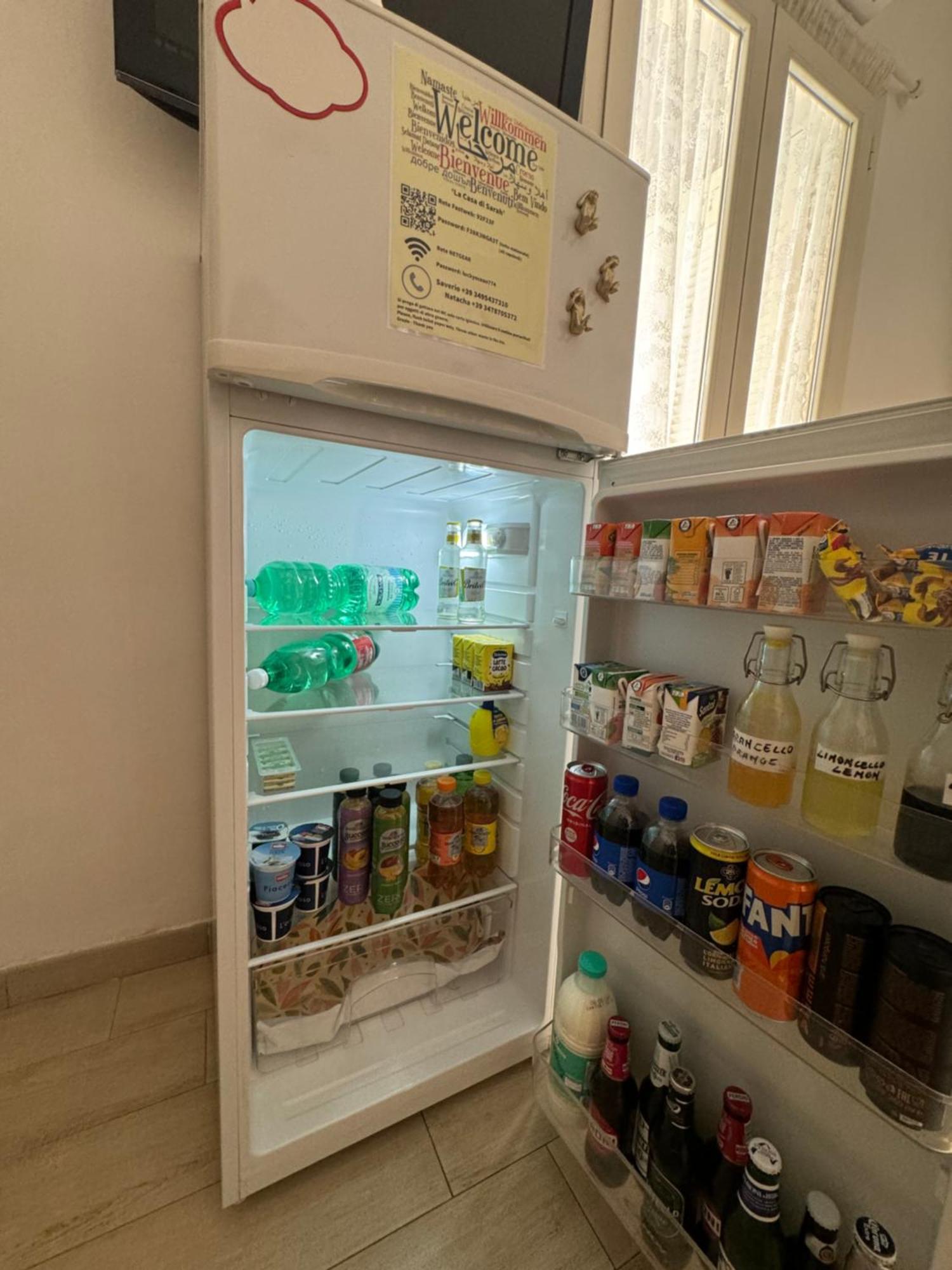 Ferienwohnung La Casa Di Sarah Aspetta Voi Neapel Exterior foto