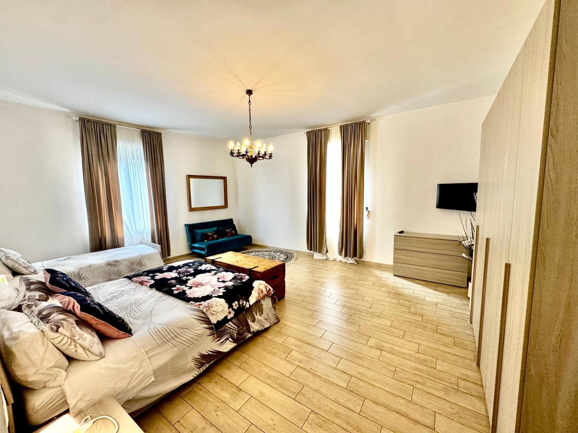 Ferienwohnung La Casa Di Sarah Aspetta Voi Neapel Exterior foto