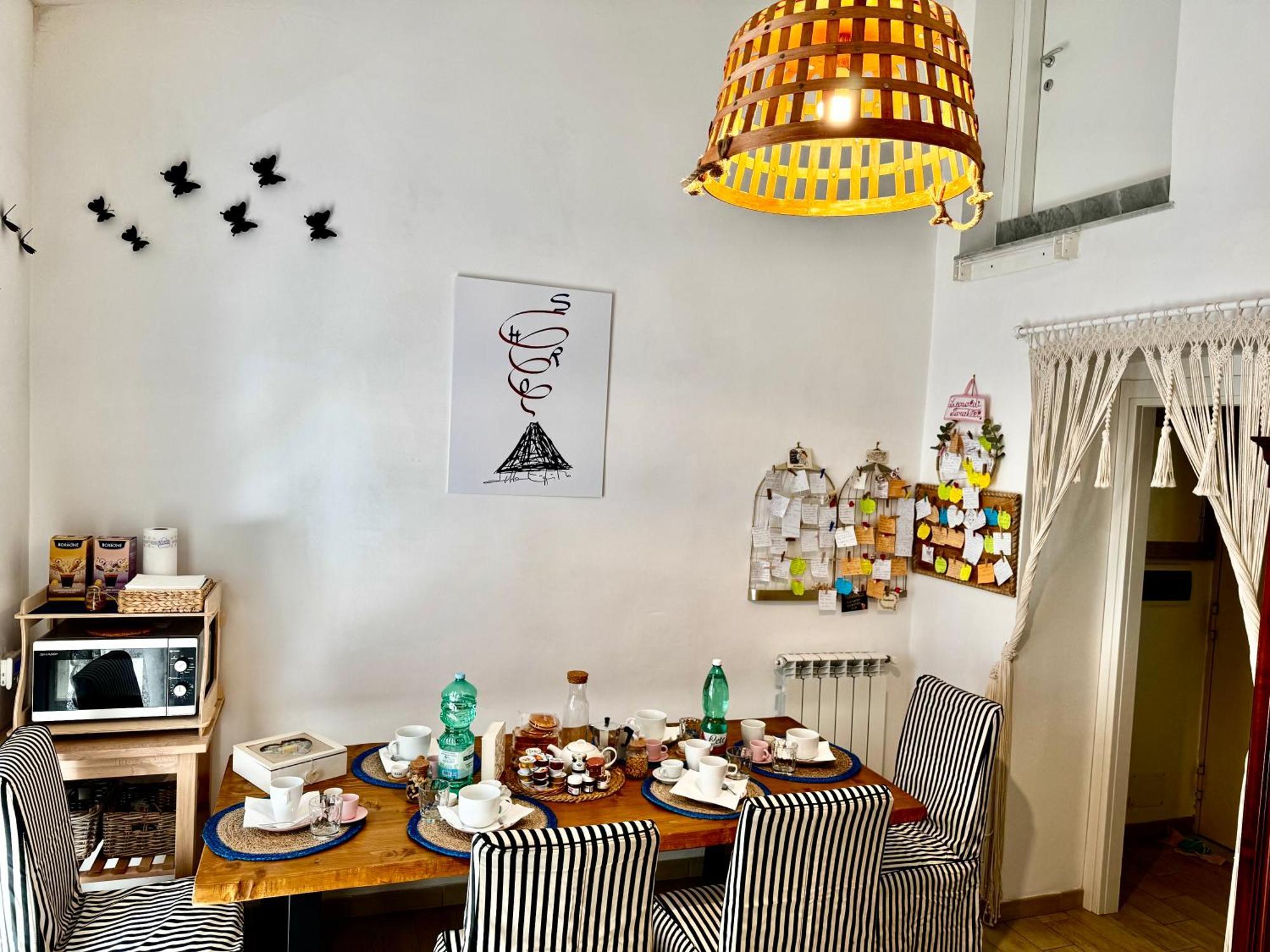 Ferienwohnung La Casa Di Sarah Aspetta Voi Neapel Exterior foto