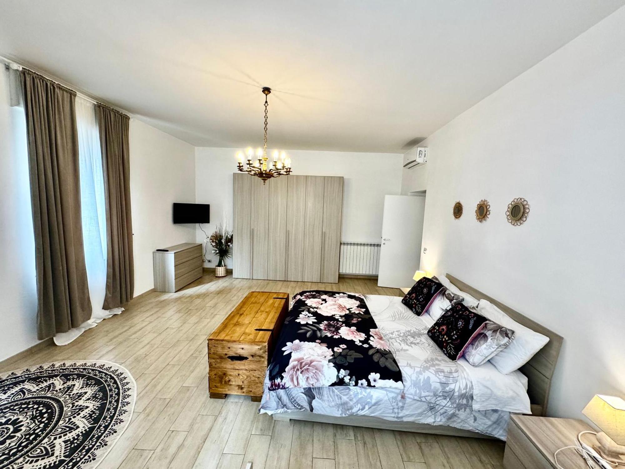 Ferienwohnung La Casa Di Sarah Aspetta Voi Neapel Exterior foto