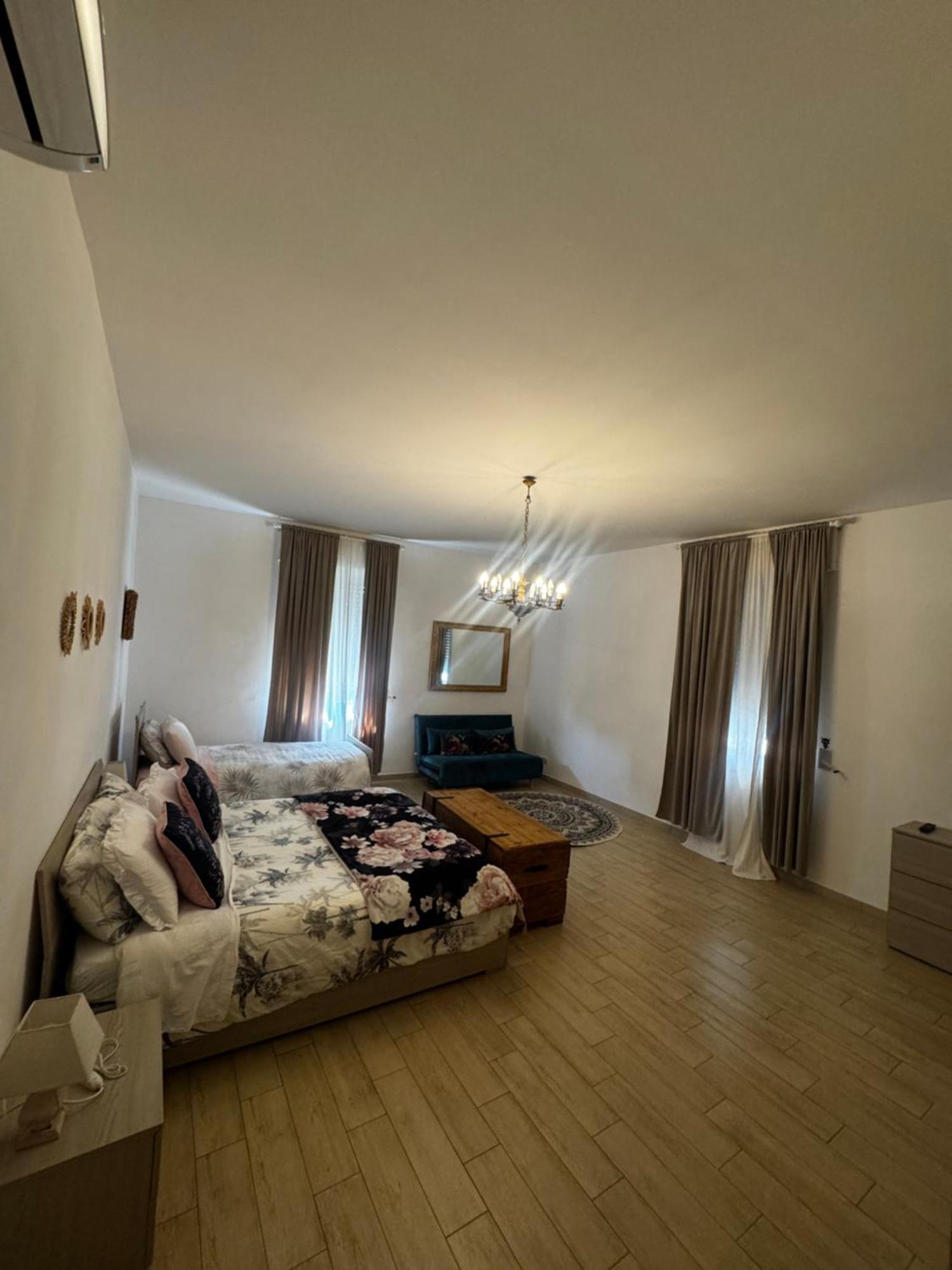 Ferienwohnung La Casa Di Sarah Aspetta Voi Neapel Exterior foto